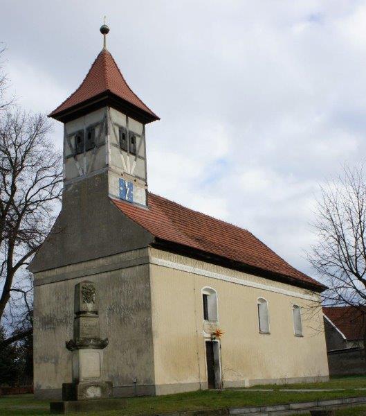 Kirche in Groß Briesen